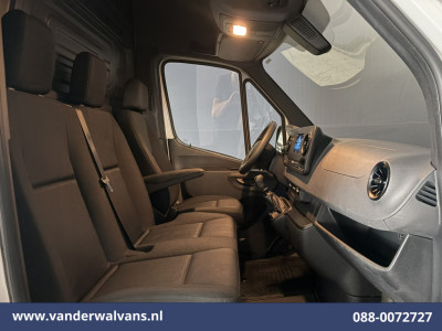 Mercedes-Benz Sprinter 315 CDI 150pk L2H2 Euro6 Airco | Camera | Apple Carplay | Android Auto Parkeersensoren, 270 Graden Achterdeuren, Bijrijdersbank 7