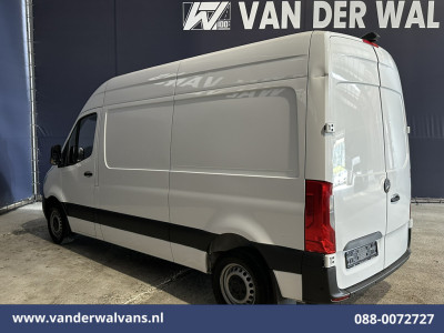Mercedes-Benz Sprinter 315 CDI 150pk L2H2 Euro6 Airco | Camera | Apple Carplay | Cruisecontrol | Chauffeursstoel Android Auto, Parkeersensoren, Leder, Bijrijdersbank foto 11