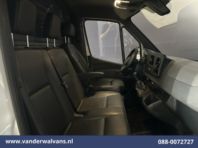 Mercedes-Benz Sprinter 315 CDI 150pk L2H2 Euro6 Airco | Camera | Apple Carplay | Cruisecontrol | Chauffeursstoel Android Auto, Parkeersensoren, Leder, Bijrijdersbank foto 8