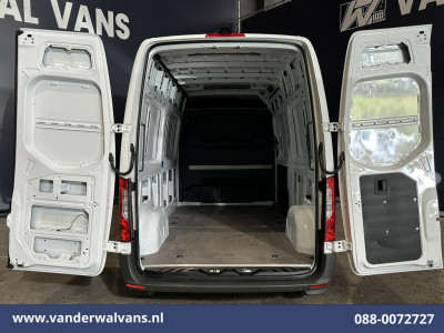 Mercedes-Benz Sprinter 315 CDI 150pk L2H2 Euro6 Airco | Camera | Apple Carplay | Cruisecontrol | Chauffeursstoel | Leder Android Auto, Parkeersensoren, Bijrijdersbank 13