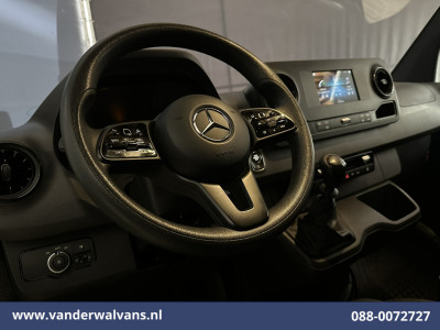 Mercedes-Benz Sprinter 315 CDI 150pk L2H2 Euro6 Airco | Camera | Apple Carplay | Cruisecontrol | Chauffeursstoel | Leder Android Auto, Parkeersensoren, Bijrijdersbank 16