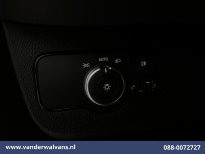 Mercedes-Benz Sprinter 315 CDI 150pk L2H2 Euro6 Airco | Camera | Apple Carplay | Cruisecontrol | Chauffeursstoel | Leder Android Auto, Parkeersensoren, Bijrijdersbank 18