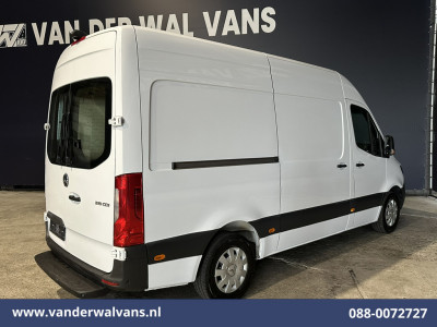 Mercedes-Benz Sprinter 315CDI 150pk L2H2 Euro6 Airco | Camera | Navigatie | Apple Carplay | Cruisecontrol Android Auto, Chauffeursstoel, Parkeersensoren, Bijrijdersbank foto 14