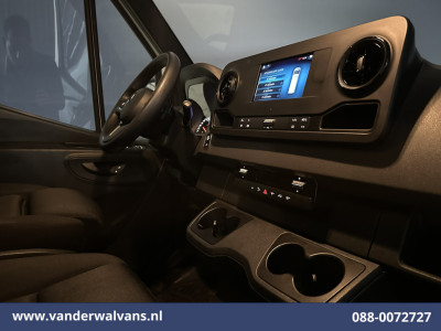 Mercedes-Benz Sprinter 315CDI 150pk L2H2 Euro6 Airco | Camera | Navigatie | Apple Carplay | Cruisecontrol Android Auto, Chauffeursstoel, Parkeersensoren, Bijrijdersbank foto 17