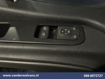 Mercedes-Benz Sprinter 315 CDI 150pk L3H2 Euro6 Airco | Camera | Apple Carplay | Android Auto Bijrijdersbank foto 17