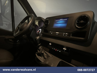 Mercedes-Benz Sprinter 315 CDI 150pk L3H2 Euro6 Airco | Camera | Apple Carplay | Chauffeursstoel Android Auto, Parkeersensoren, 270 Graden Achterdeuren, Bijrijdersbank foto 13