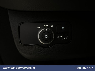 Mercedes-Benz Sprinter 315 CDI 150pk L3H2 Euro6 Airco | Camera | Apple Carplay | Chauffeursstoel Android Auto, Parkeersensoren, 270 Graden Achterdeuren, Bijrijdersbank foto 16
