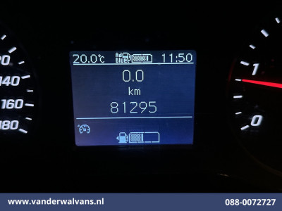 Mercedes-Benz Sprinter 315 CDI 150pk L3H2 Euro6 Airco | Camera | Apple Carplay | Chauffeursstoel | Cruisecontrol Android Auto, Stoelverwarming, 270 Graden Achterdeuren, Bijrijdersbank foto 19