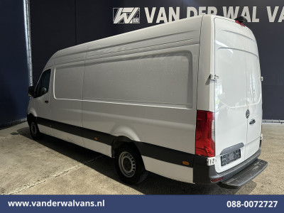 Mercedes-Benz Sprinter 315 CDI 150pk L3H2 Euro6 Airco | Camera | Apple Carplay | Chauffeursstoel | Cruisecontrol Android Auto, Stoelverwarming, 270 Graden Achterdeuren, Bijrijdersbank foto 2