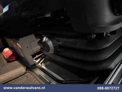 Mercedes-Benz Sprinter 315 CDI 150pk L3H2 Euro6 Airco | Camera | Apple Carplay | Chauffeursstoel | Cruisecontrol Android Auto, Stoelverwarming, 270 Graden Achterdeuren, Bijrijdersbank foto 6