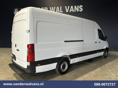 Mercedes-Benz Sprinter 315 CDI 150pk L3H2 Euro6 Airco | Camera | Apple Carplay | Cruisecontrol | Chauffeursstoel Android Auto, Bijrijdersbank 12