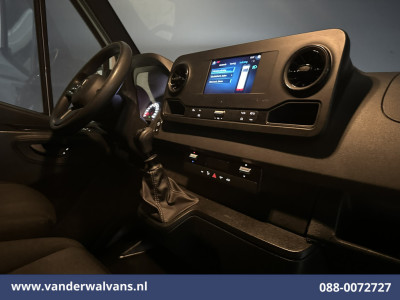 Mercedes-Benz Sprinter 315 CDI 150pk L3H2 Euro6 Airco | Camera | Apple Carplay | Cruisecontrol | Chauffeursstoel Android Auto, Bijrijdersbank 15