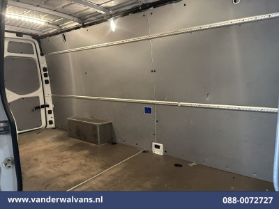 Mercedes-Benz Sprinter 315 CDI 150pk L3H2 Euro6 Airco | Camera | Apple Carplay | Cruisecontrol | Chauffeursstoel Android Auto, Stoelverwarming, Bijrijdersbank foto 14