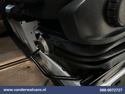 Mercedes-Benz Sprinter 315 CDI 150pk L3H2 Euro6 Airco | Camera | Apple Carplay | Cruisecontrol | Chauffeursstoel Android Auto, Stoelverwarming, Bijrijdersbank foto 6