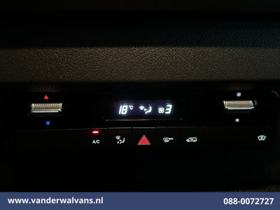 Mercedes-Benz Sprinter 315 CDI 150pk L3H2 Euro6 Airco | Camera | Apple Carplay | Cruisecontrol | Chauffeursstoel Android Auto, Stoelverwarming, Bijrijdersbank foto 7