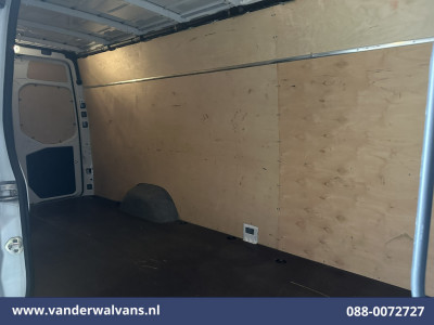 Mercedes-Benz Sprinter 315 CDI 150pk L3H2 Euro6 Airco | Camera | Navigatie | Apple Carplay | Android Auto Bijrijdersbank foto 12