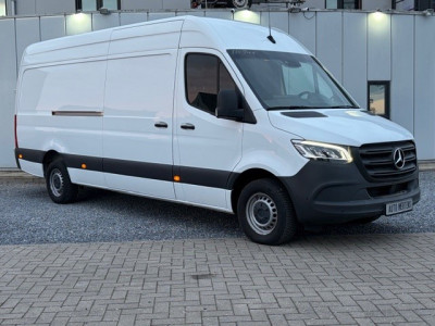 Mercedes-Benz Sprinter 315CDI AUTOMAAT RWD L3H2 5