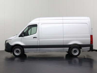 Mercedes-Benz Sprinter 315CDI Automaat L2H2 | Trekhaak | Multimedia | Camera | Airco | 3-Zits foto 12