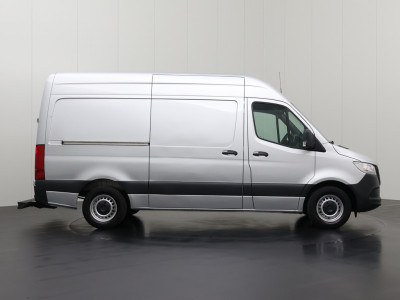 Mercedes-Benz Sprinter 315CDI Automaat L2H2 | Trekhaak | Multimedia | Camera | Airco | 3-Zits foto 13