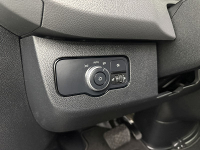 Mercedes-Benz Sprinter 315CDI Automaat L2H2 | Trekhaak | Multimedia | Camera | Airco | 3-Zits foto 14