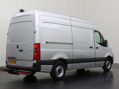 Mercedes-Benz Sprinter 315CDI Automaat L2H2 | Trekhaak | Multimedia | Camera | Airco | 3-Zits foto 2