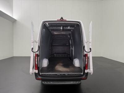 Mercedes-Benz Sprinter 315CDI Automaat L3H2 Maxi | Navigatie | Camera | Airco | Cruise | Betimmering foto 4