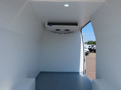 Mercedes-Benz Sprinter 315 CDI Koel/Vries/Verwarmen Carrier Xarios 350 + 220 volt nachtaansluiting foto 4
