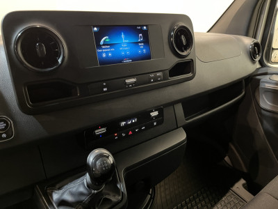Mercedes-Benz Sprinter 315 CDI L2H2 / Euro 6 / Airco / Cruise Control / CarPlay / 3-Zits / 83.500 KM !! foto 7