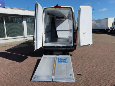 Mercedes-Benz Sprinter 315 CDI L3/H2 Koel/vries  Bitmep + Bar klep  600 kg + nachtaansluiting foto 3