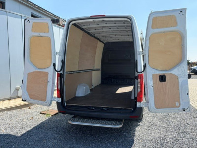 Mercedes-Benz Sprinter 315CDI L3H2 RWD Functional 9