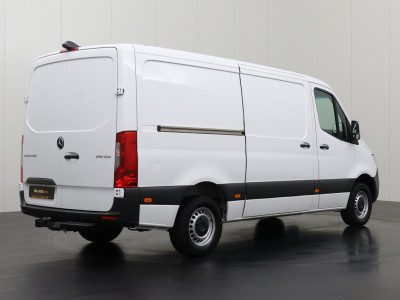 Mercedes-Benz Sprinter 315CDi L2H1 | Multimedia | Navigatie | Camera | 3-Zits | Trekhaak foto 2