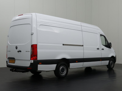Mercedes-Benz Sprinter 315CDi L3H2 Maxi | 3500Kg Trekhaak | Airco | Cruise | Betimmering | 3-Zits 2