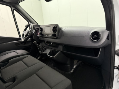 Mercedes-Benz Sprinter 315CDi L3H2 Maxi | 3500Kg Trekhaak | Airco | Cruise | Betimmering | 3-Zits 21