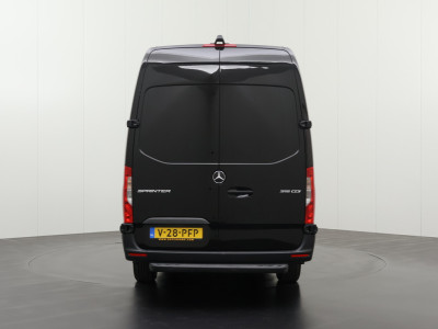 Mercedes-Benz Sprinter 315CDi L3H2 Maxi Black Edition | Navigatie | Camera | Multimedia | Airco | 3-Zits | Betimmering foto 11