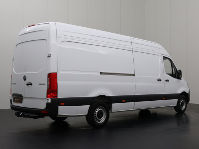 Mercedes-Benz Sprinter 315CDi L3H2 Maxi Multimedia | 3500Kg Trekhaak | Airco | Cruise | 3-Zits 2