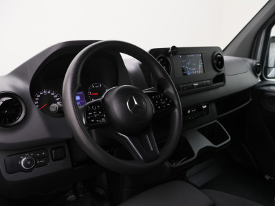 Mercedes-Benz Sprinter 316 2.2 CDI Aut. L2H2 Standkachel, LED, Camera, Cruise, Apple Carplay, Airco, Zonneklep, Trekhaak, 18 foto 2