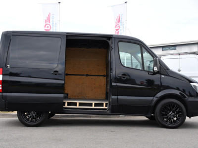Mercedes-Benz Sprinter 316 2.2 CDI L1H1 Black Edition Camera, Cruise, 2800kg trekhaak, 164pk, Geveerde Stoel, Multimedia, 3 Zits, Uniek! 11