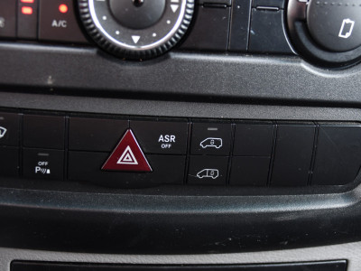 Mercedes-Benz Sprinter 316 2.2 CDI L1H1 Black Edition Camera, Cruise, 2800kg trekhaak, 164pk, Geveerde Stoel, Multimedia, 3 Zits, Uniek! 21