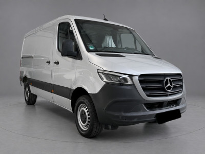 Mercedes-Benz Sprinter 316 2.2 CDI L2H1 PB Edition 360 Camera, Cruise, LED, 3500kg Trekhaak, 10,5 Mbux, Voorruit Verwarming, Multimedia, 164pk, Uniek! foto 5