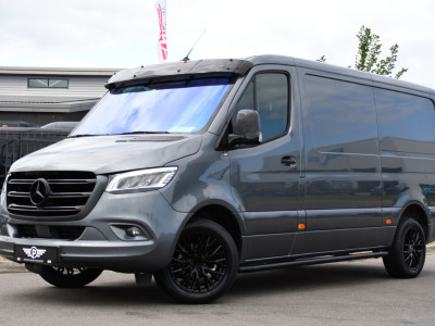 Mercedes-Benz Sprinter 316 2.2 CDI L2H1 PB Edition Camera, Cruise, Carplay, LED, 3500kg Trekhaak, 10,5 Mbux, Stoelverwarming, Sensoren, Uniek! 4