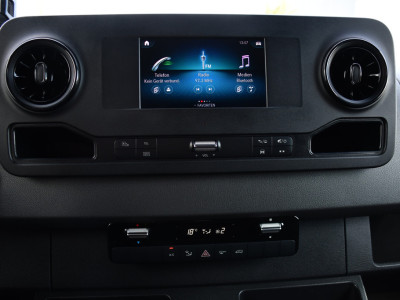 Mercedes-Benz Sprinter 316 2.2 CDI L2H2 PB Edition Camera, Cruise, Carplay, Trekhaak, Geveerde stoel, Multimedia, 164pk, Automaat, Uniek! foto 21