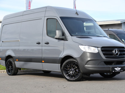 Mercedes-Benz Sprinter 316 2.2 CDI L2H2 PB Edition Camera, Cruise, Carplay, Trekhaak, Geveerde stoel, Multimedia, 164pk, Automaat, Uniek! foto 5