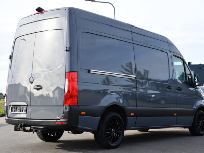 Mercedes-Benz Sprinter 316 2.2 CDI L2H2 PB Edition Camera, Cruise, Carplay, Trekhaak, Geveerde stoel, Multimedia, 164pk, Automaat, Uniek! foto 6