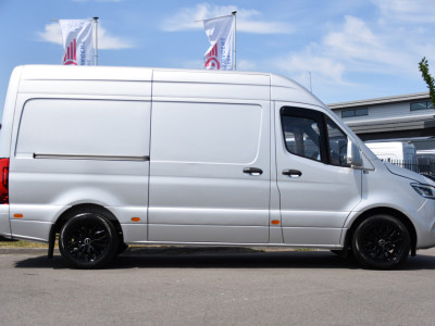 Mercedes-Benz Sprinter 316 2.2 CDI L2H2 PB Edition Cruise, 360 Camera, Carplay, LED, 10,5 Mbux, Automaat, 164pk, Stoelverwarming, Standkachel, Trekhaak, Uniek! 10