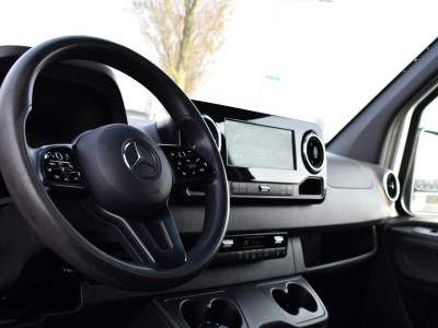 Mercedes-Benz Sprinter 316 2.2 CDI L2H2 PB Edition Full Options! 360 Camera, Cruise, LED, Carplay, 10,5 Mbux, Stoelverwarming, NAVI, Automaat, Uniek! foto 16