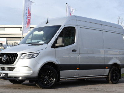 Mercedes-Benz Sprinter 316 2.2 CDI L2H2 PB Edition Full Options! 360 Camera, Cruise, LED, Carplay, 10,5 Mbux, Stoelverwarming, NAVI, Automaat, Uniek! foto 4