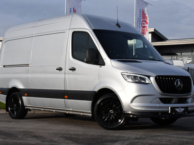 Mercedes-Benz Sprinter 316 2.2 CDI L2H2 PB Edition Full Options! 360 Camera, Cruise, LED, Carplay, 10,5 Mbux, Stoelverwarming, NAVI, Automaat, Uniek! foto 5