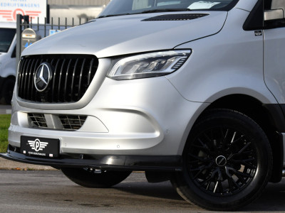 Mercedes-Benz Sprinter 316 2.2 CDI L2H2 PB Edition Full Options! 360 Camera, Cruise, LED, Carplay, 10,5 Mbux, Stoelverwarming, NAVI, Automaat, Uniek! foto 7