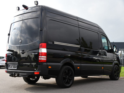 Mercedes-Benz Sprinter 316 2.2 L2H2 Black Edition Euro 6, 3500kg Trekhaak, 2 x Schuifdeur, Camera, Cruise, 164pk, Multimedia, Uniek! foto 6