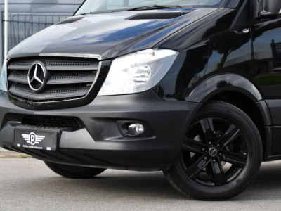 Mercedes-Benz Sprinter 316 2.2 L2H2 Black Edition Euro 6, 3500kg Trekhaak, 2 x Schuifdeur, Camera, Cruise, 164pk, Multimedia, Uniek! foto 7